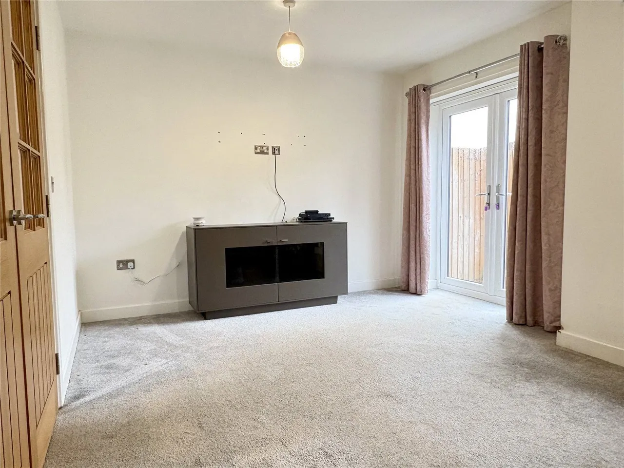 Wellyhole Street, Oldham, OL4, photo 7