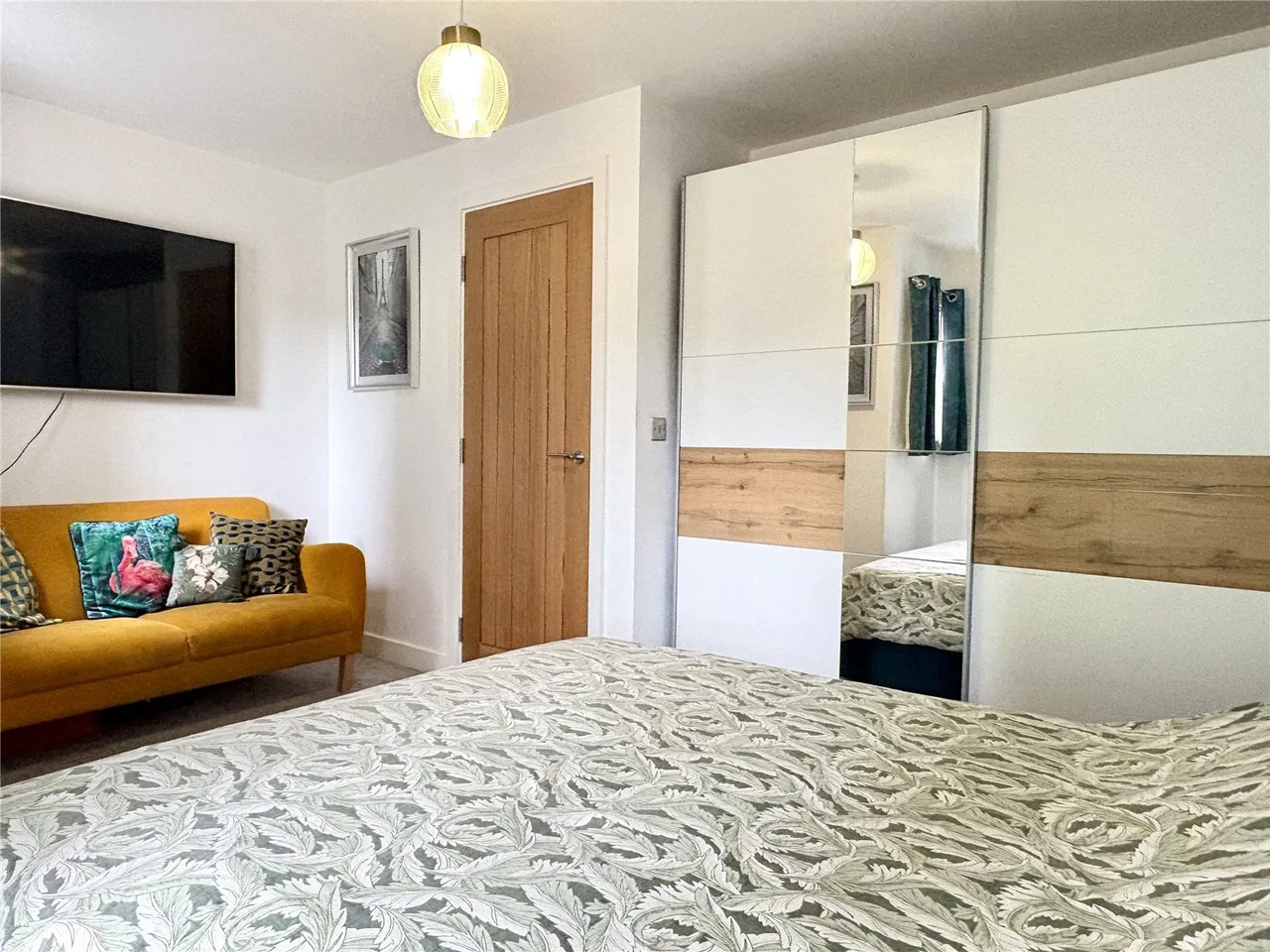 Wellyhole Street, Oldham, OL4, photo 10
