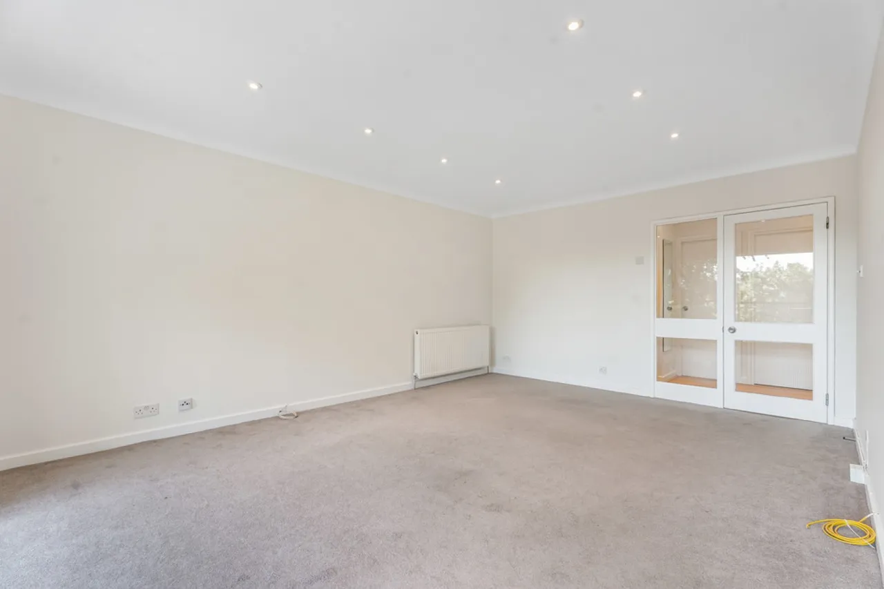 Succombs Place, Warlingham, photo 9
