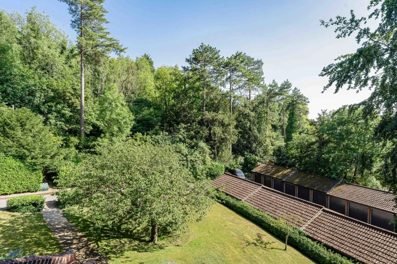3 bed flat for sale — Succombs Place, Warlingham