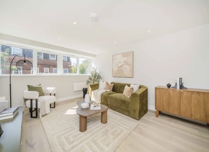2 bed flat for sale — Victoria Road, Surbiton, KT6