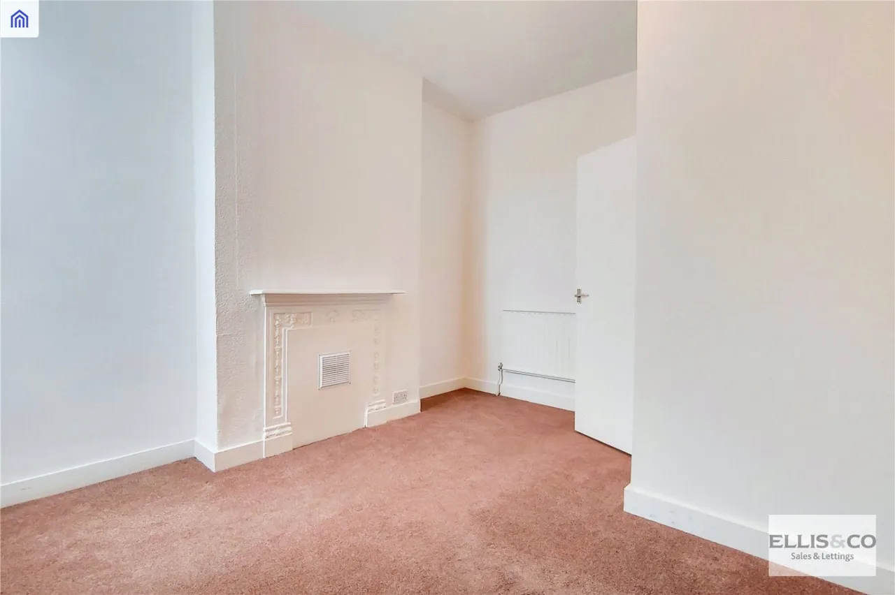 Roundwood Road, London, NW10, photo 6