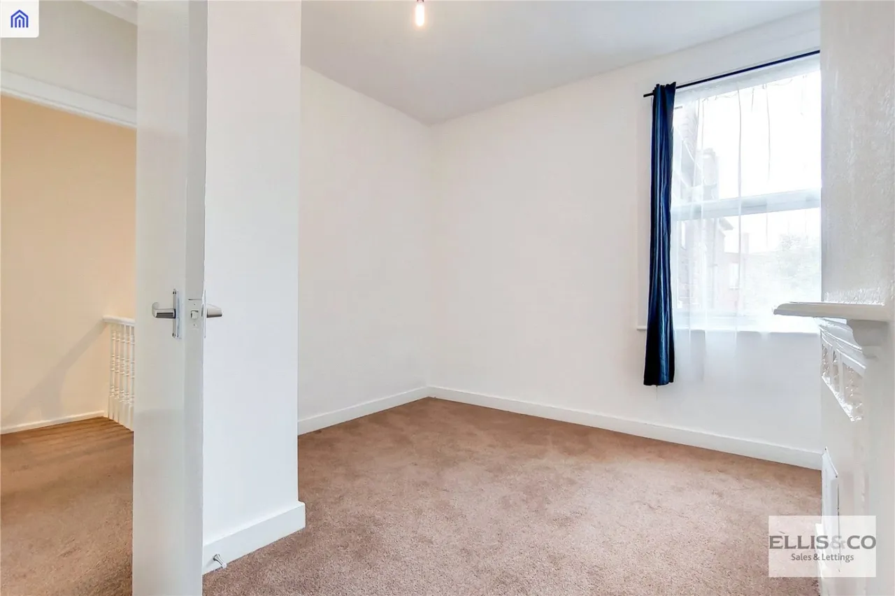 Roundwood Road, London, NW10, photo 7