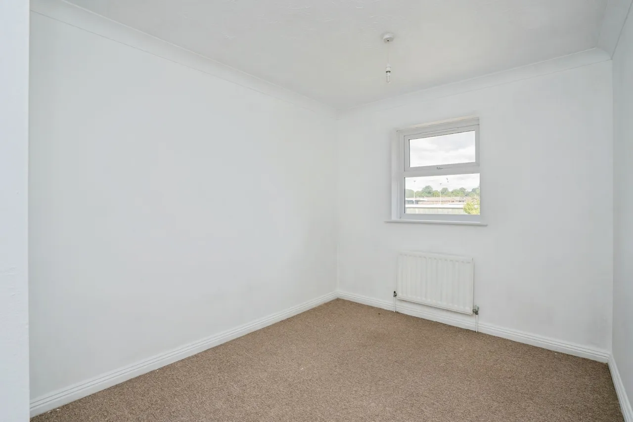Redwood Grove, Havant, PO9, photo 9