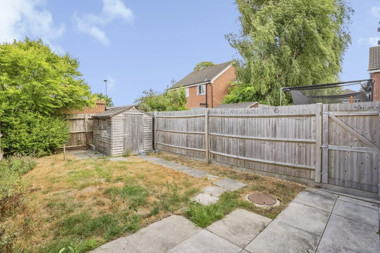Redwood Grove, Havant, PO9, photo 4