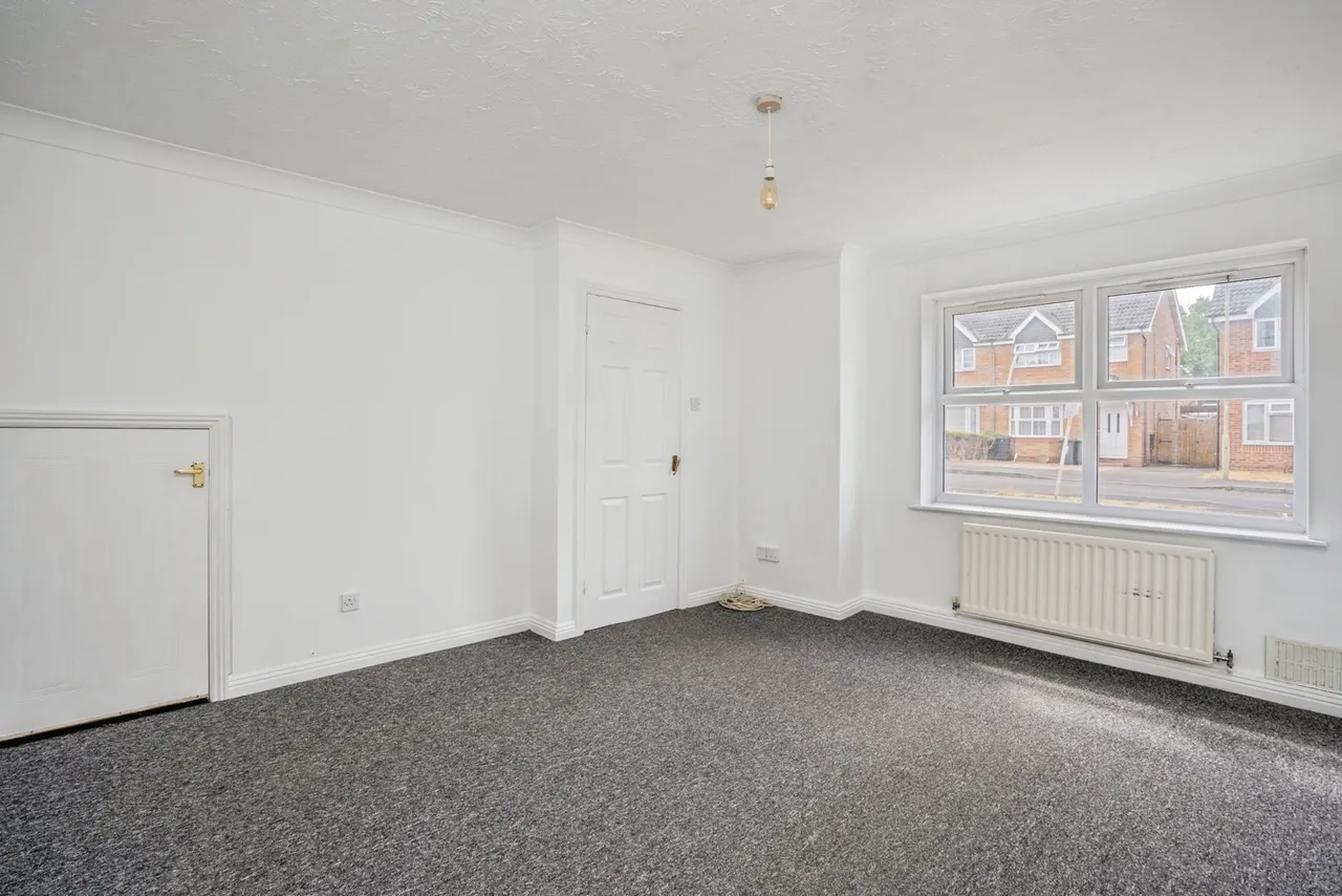 Redwood Grove, Havant, PO9, photo 3