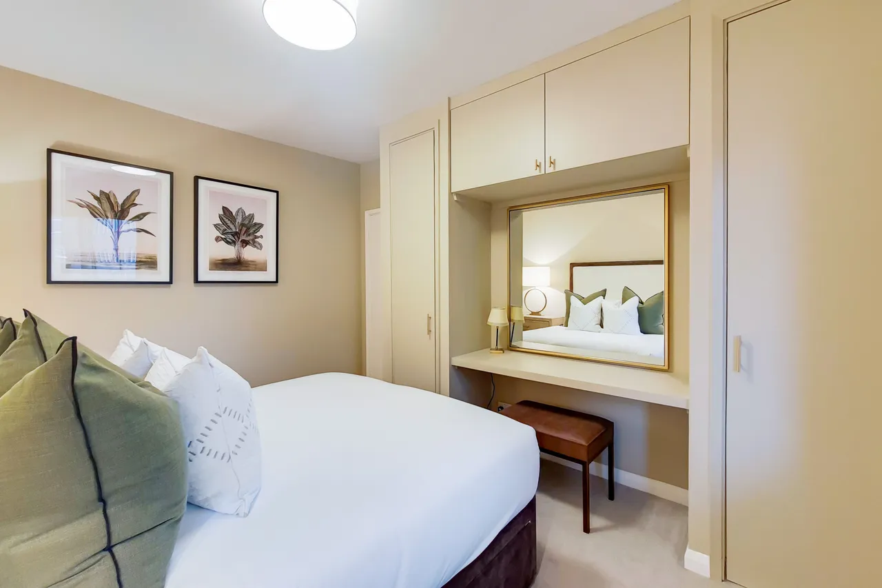 Flat 3, 161 Fulham Road, London, photo 4