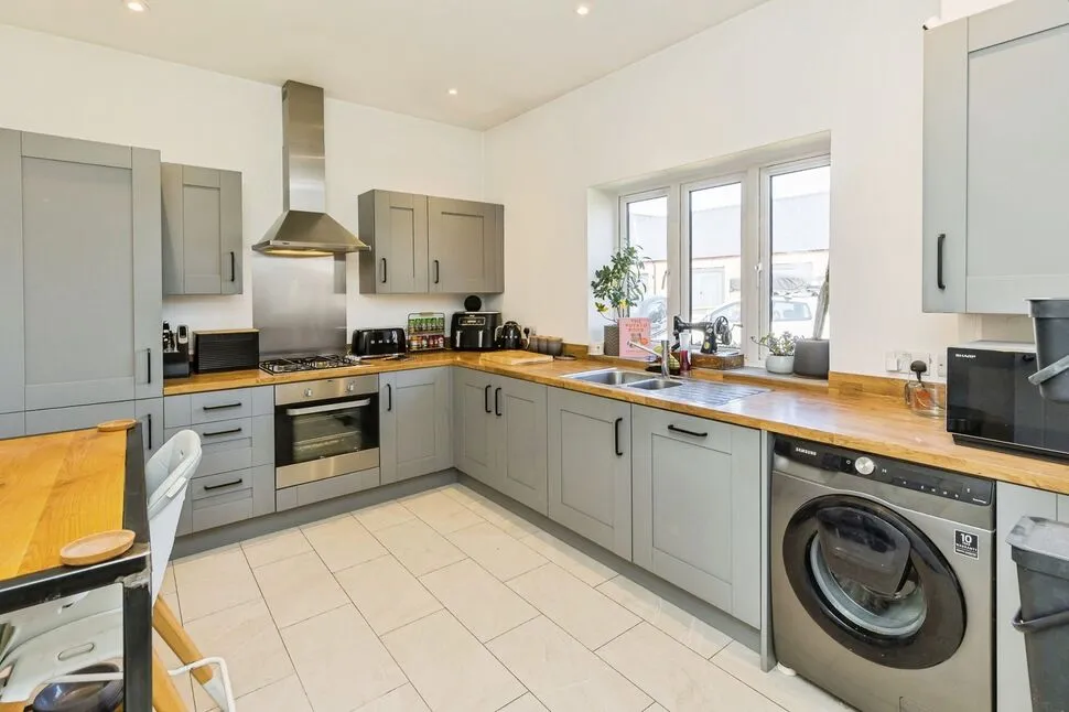 Walnut Drive, St. Martins, SY11, photo 3