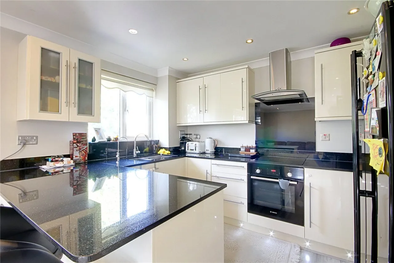 Celadon Close, photo 5