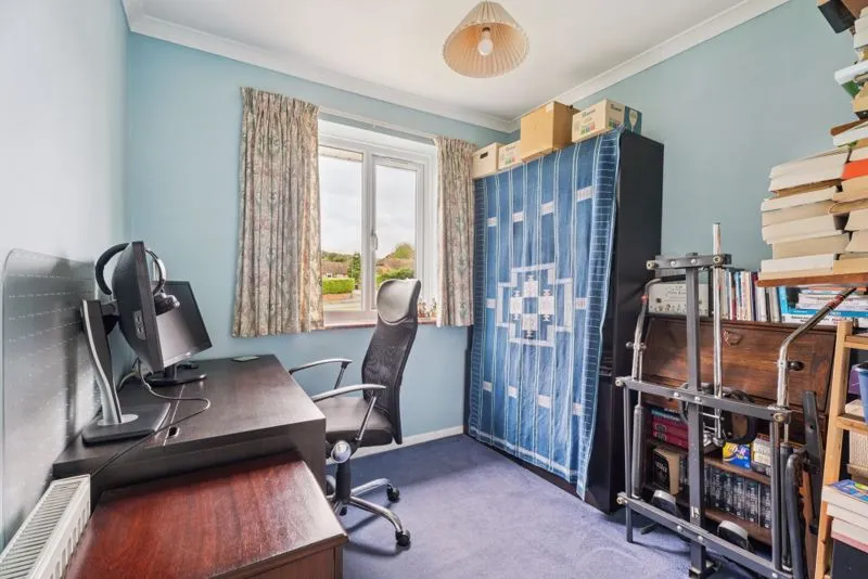 Evenlode Road, Bourne End SL8 5ND, photo 9