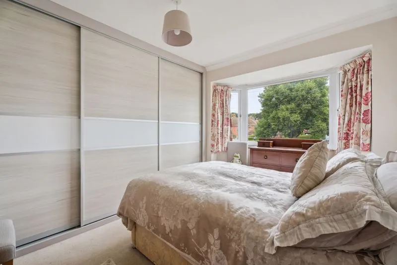 Evenlode Road, Bourne End SL8 5ND, photo 7