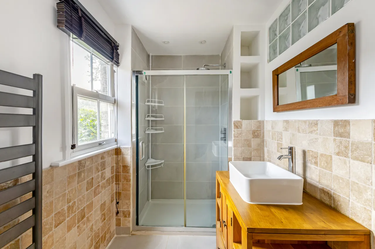 Devonshire Road, London, W4, photo 13