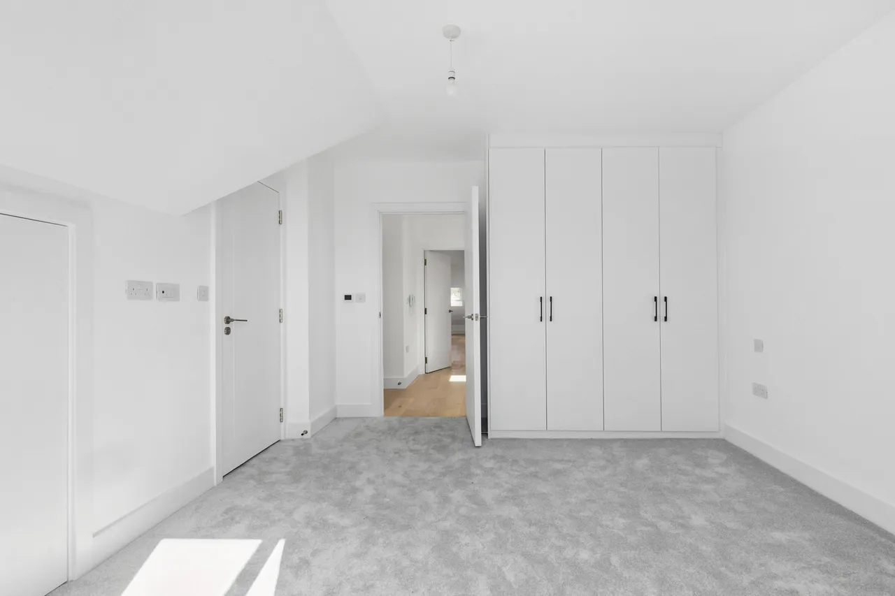 Ionic Apartments Bessborough, HA1, photo 12