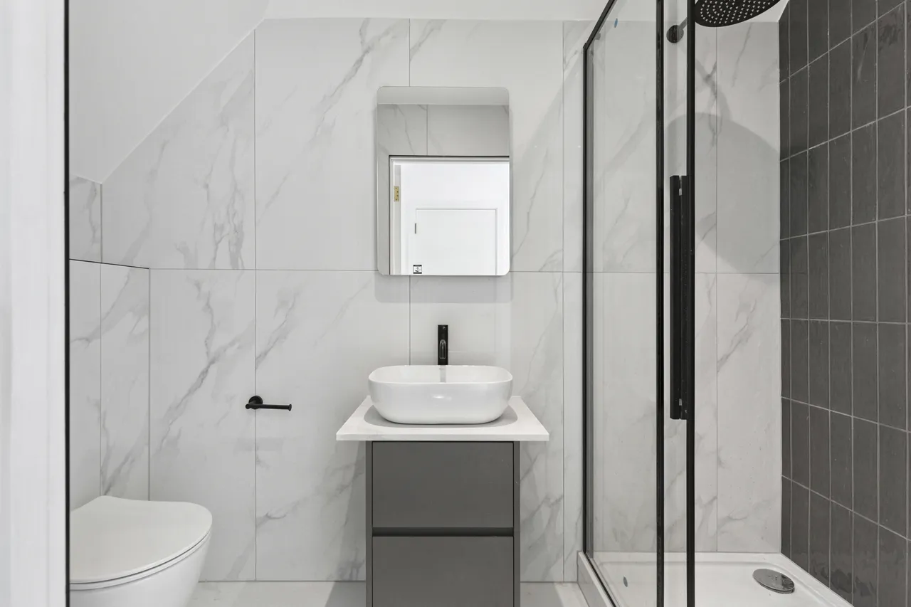 Ionic Apartments Bessborough, HA1, photo 11