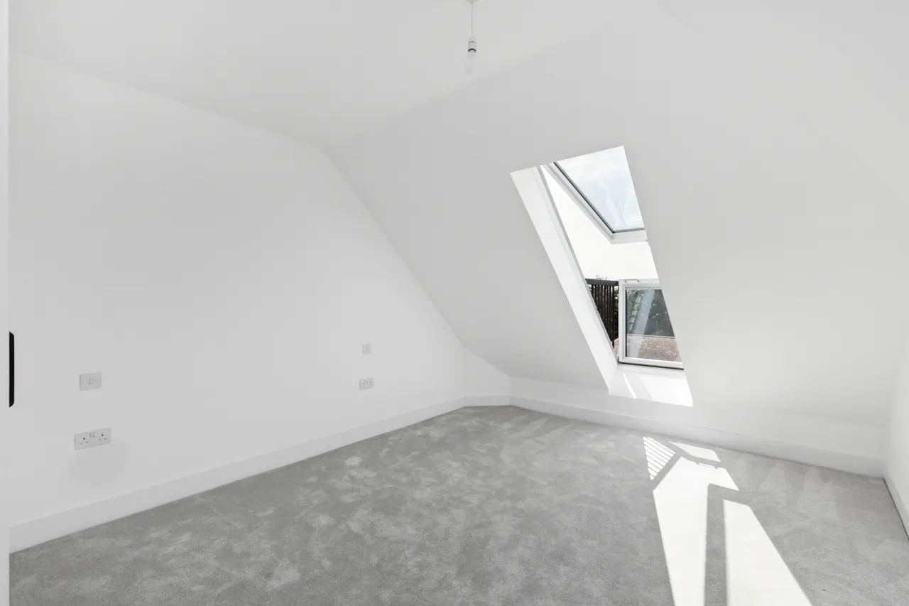 Ionic Apartments Bessborough, HA1, photo 13