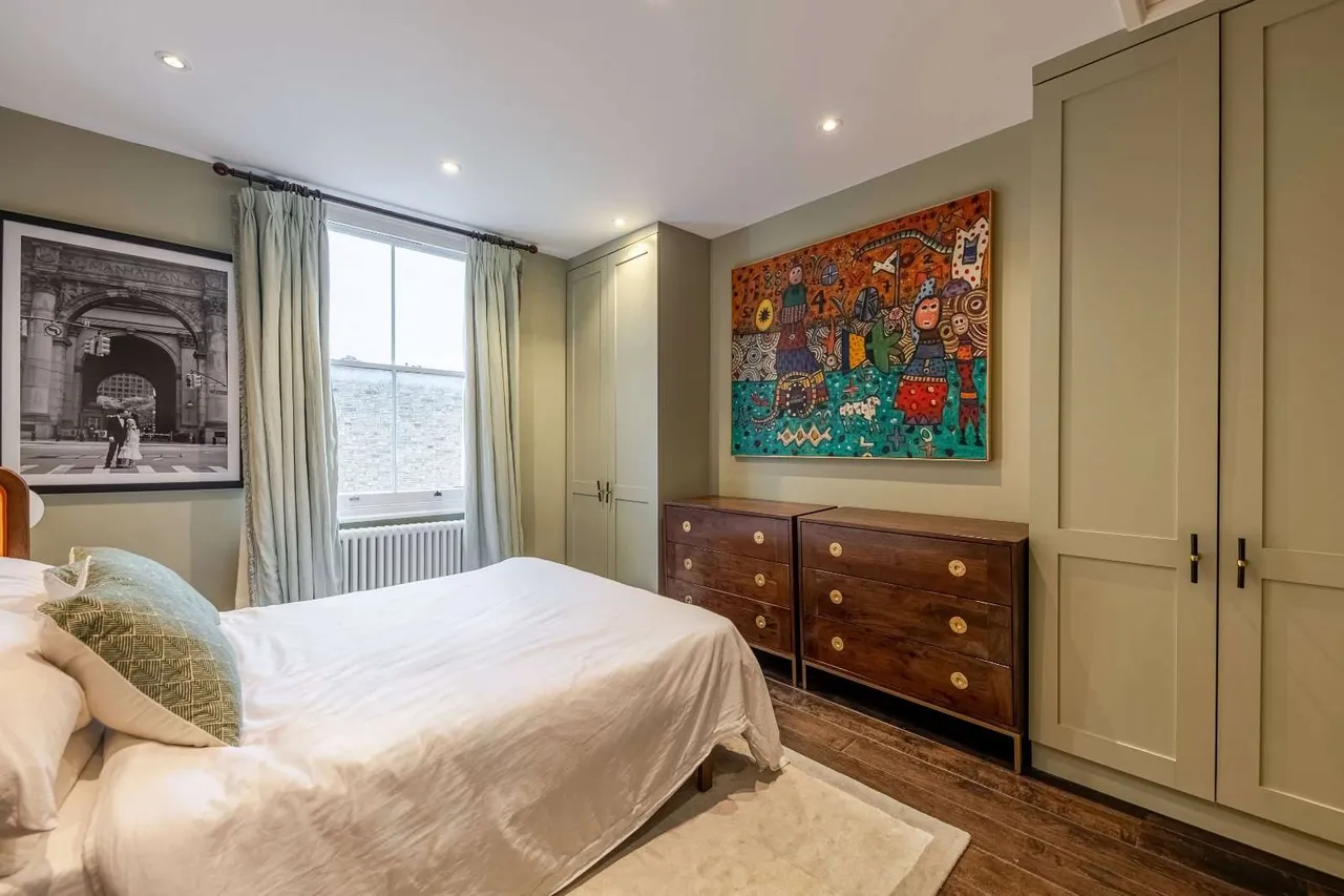 Abingdon Road, London, United Kingdom, W8 6AW, photo 6