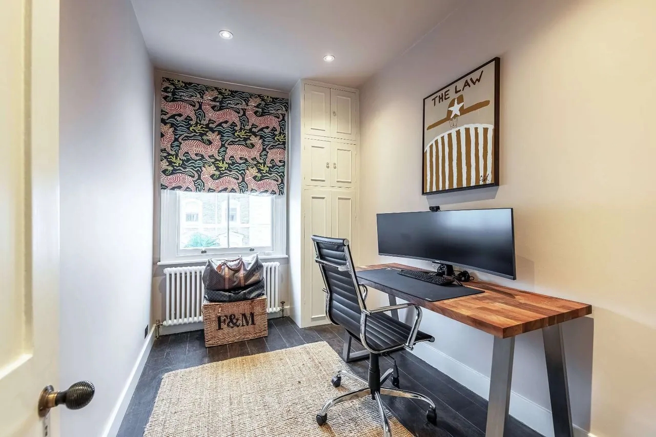 Abingdon Road, London, United Kingdom, W8 6AW, photo 9