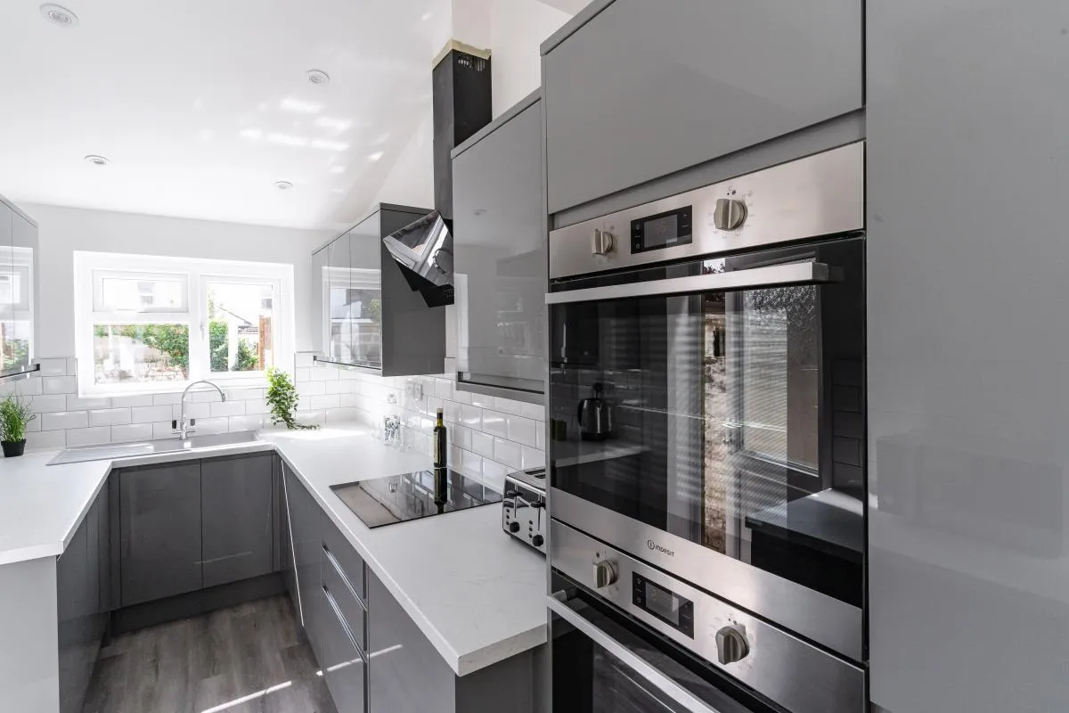 5 bed house to rent — Collingwood Road, Southsea, Portsmouth, PO5