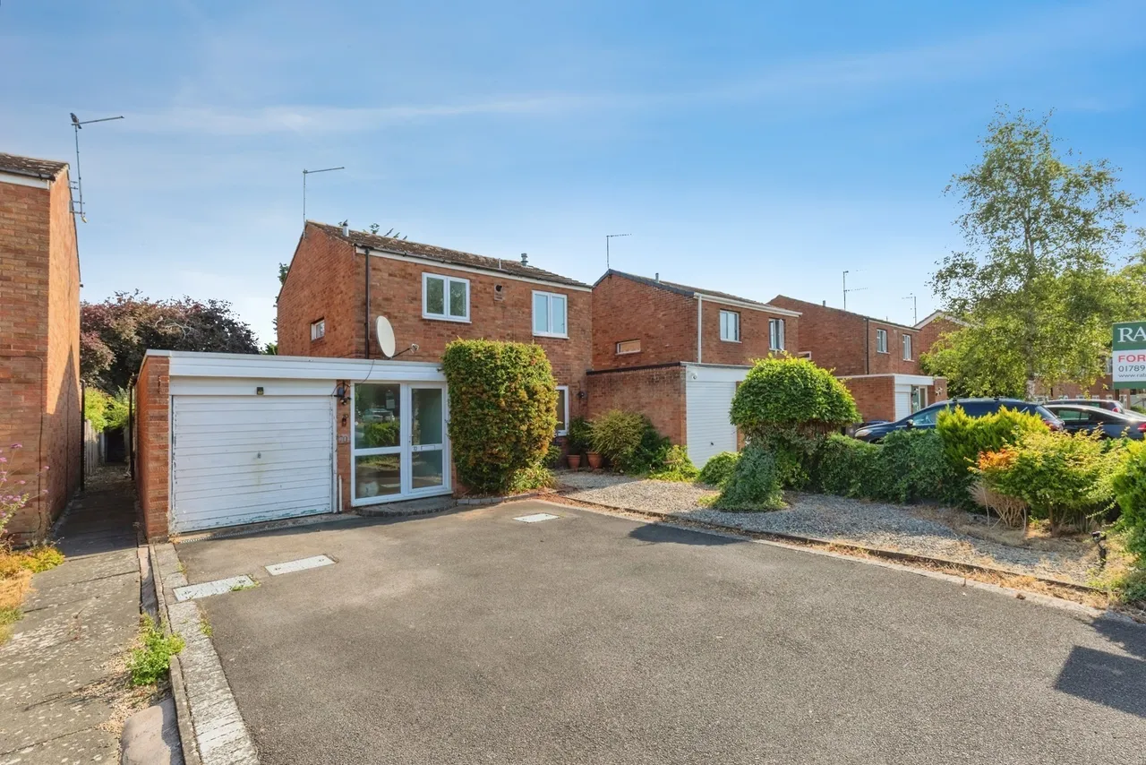 3 bed house for sale, Drayton Avenue, Stratford-Upon-Avon, CV37