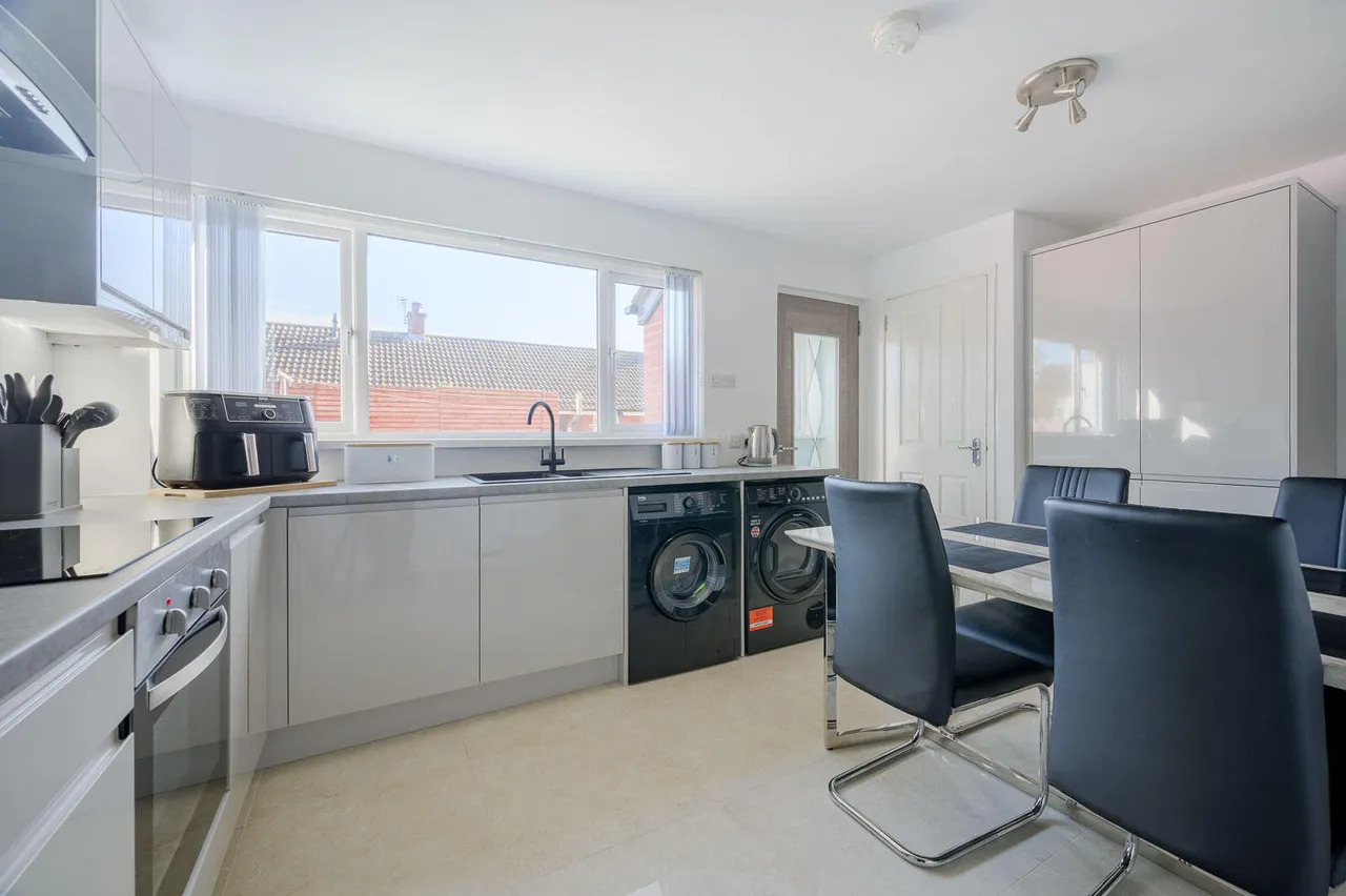 Vicarage Street, albertbridge, BT5, photo 11