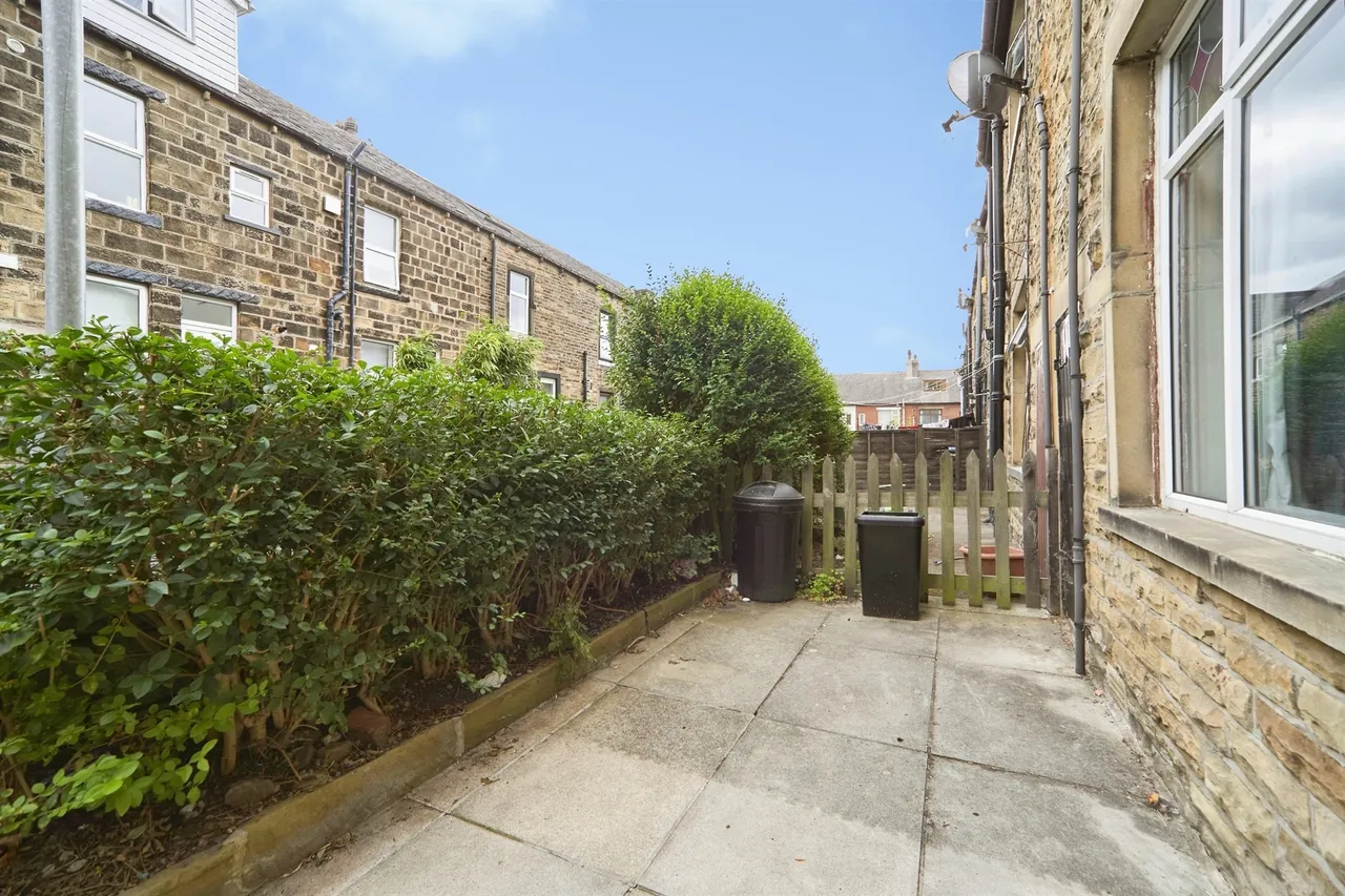 Ripley Street, Riddlesden, Keighley, photo 11
