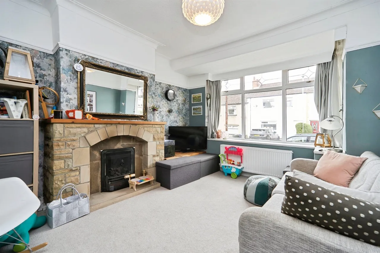 Ripley Street, Riddlesden, Keighley, photo 3