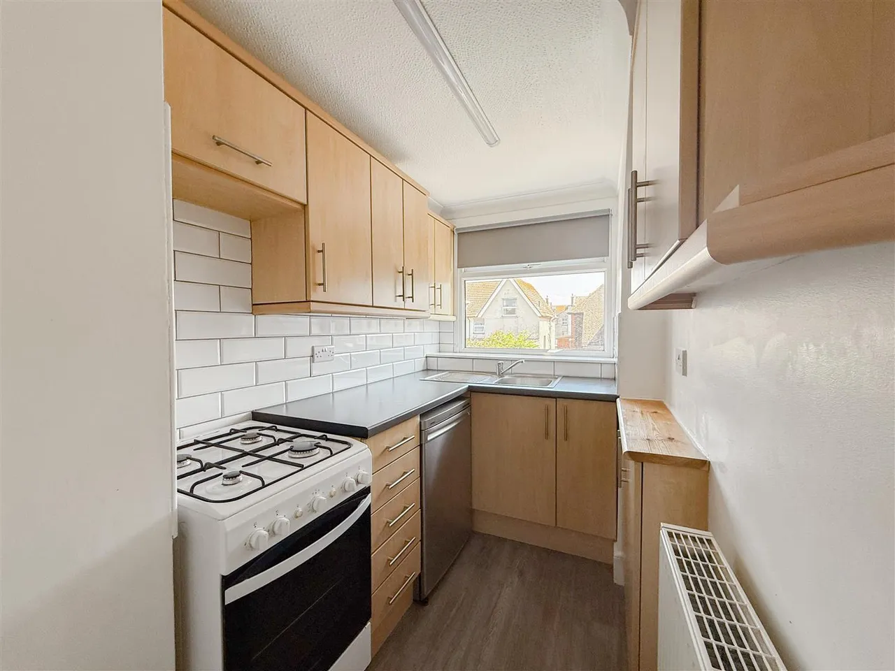 Albany Road, Bexhill-On-Sea, TN40 1BY, photo 2
