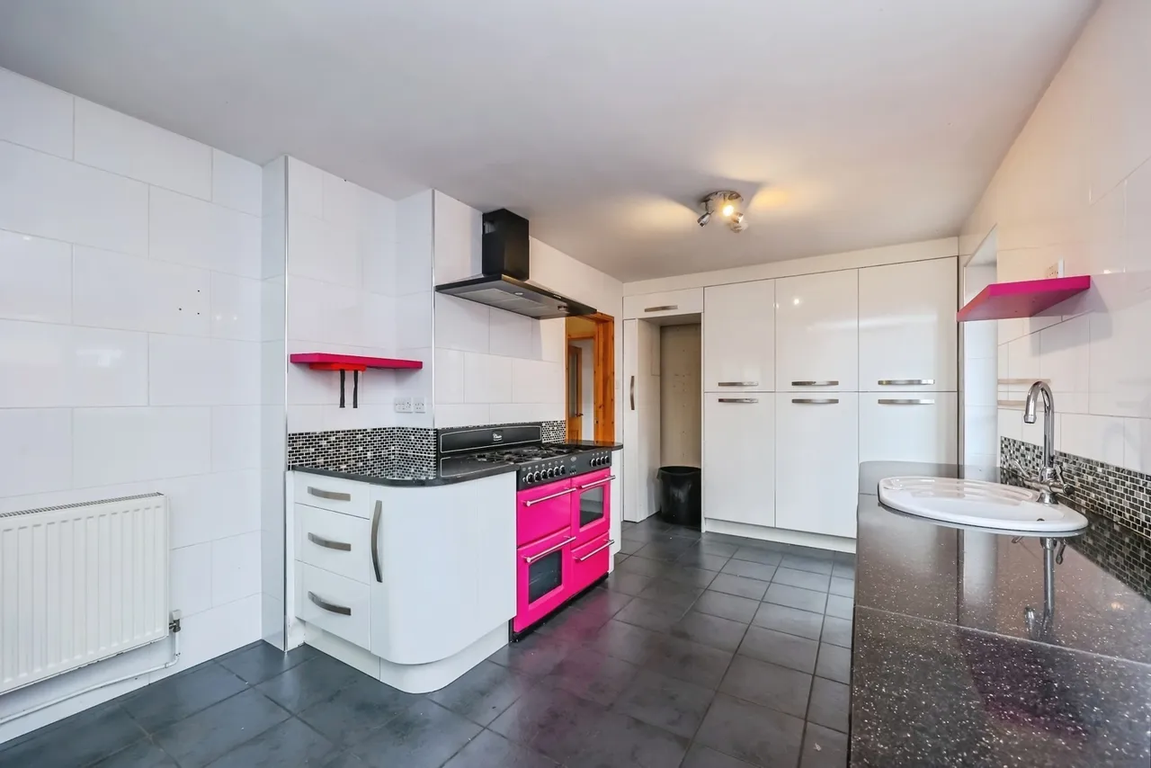 Grazingfield, Silverdale, Nottingham, NG11, photo 7