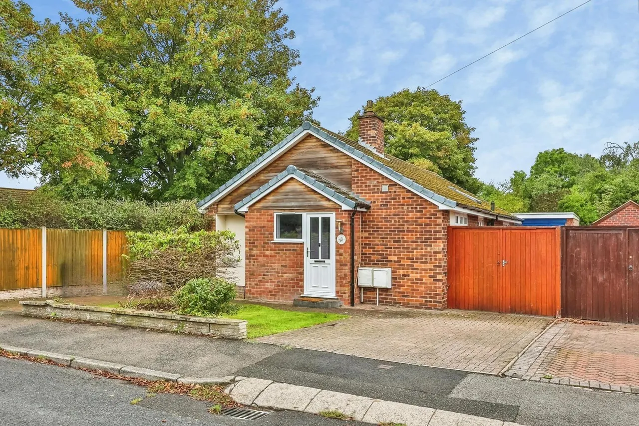 3 bed house for sale — Grazingfield, Silverdale, Nottingham, NG11