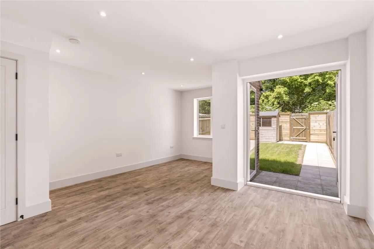 Angmering, BN16, photo 4