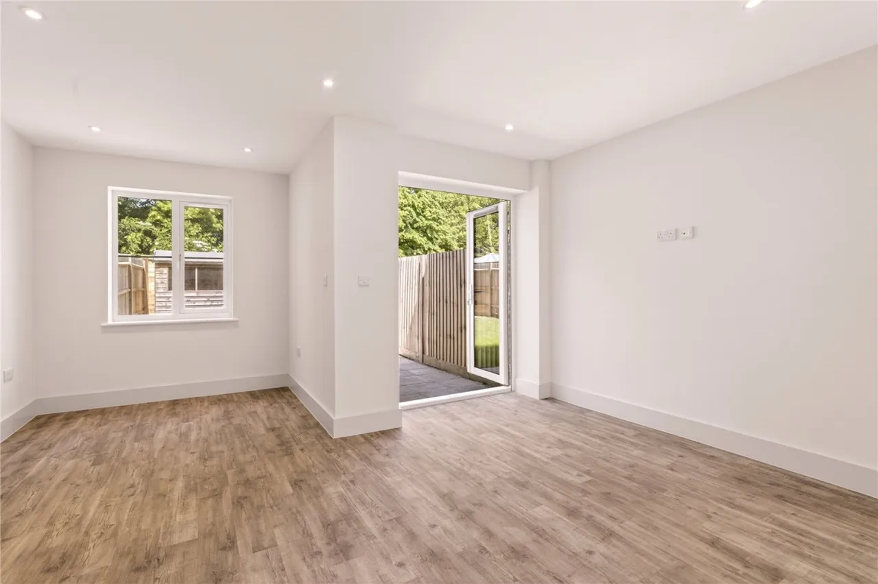 Angmering, BN16, photo 8