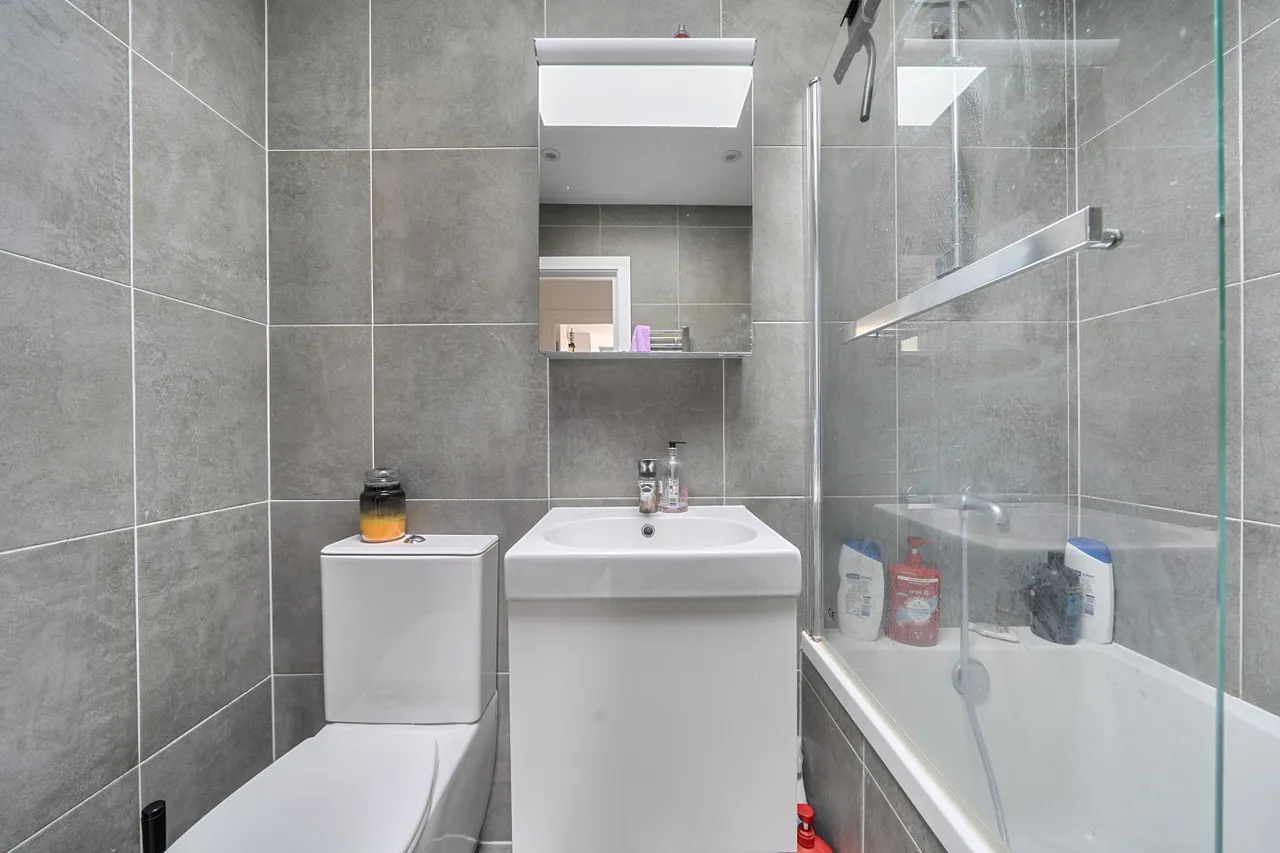 Wells Park Road, London, SE26, photo 10