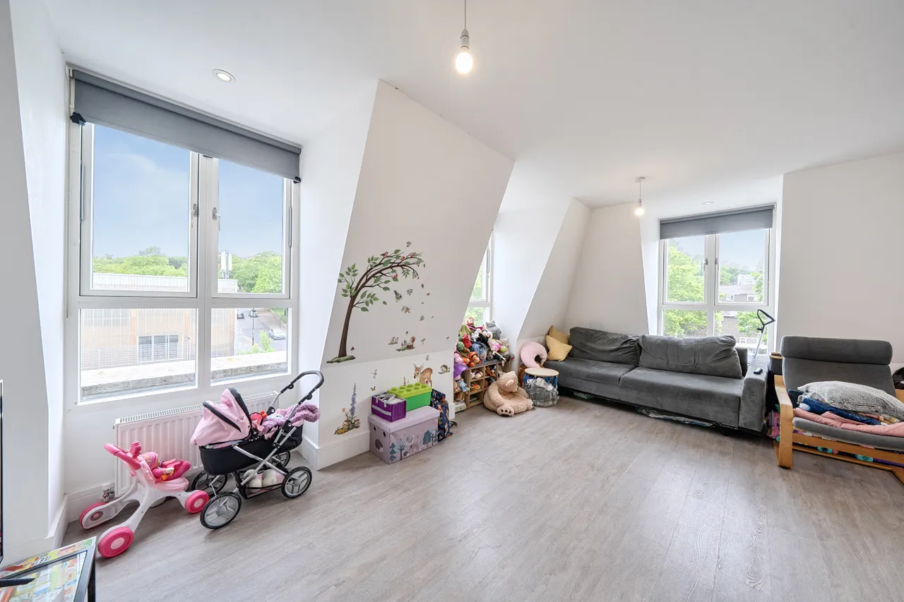 Wells Park Road, London, SE26, photo 5