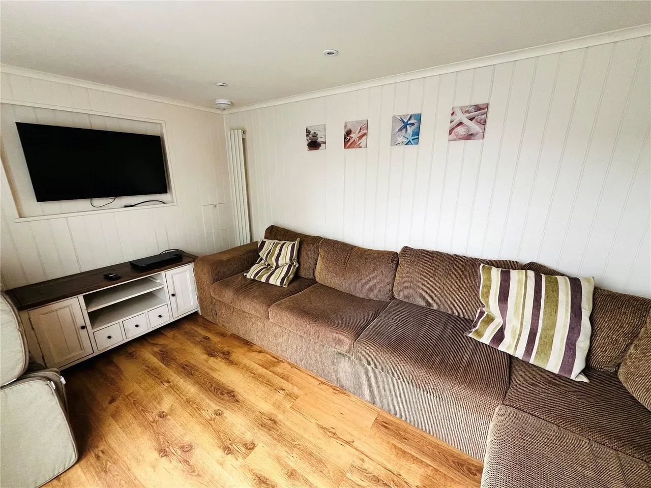 Beach Road, Morfa Bychan, LL49, photo 16