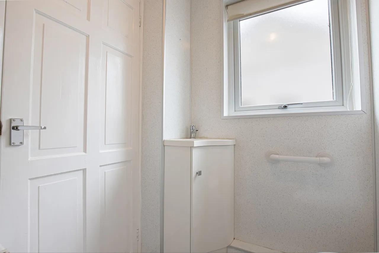 Lee Crescent, Bridge Of Don, Aberdeen, photo 11