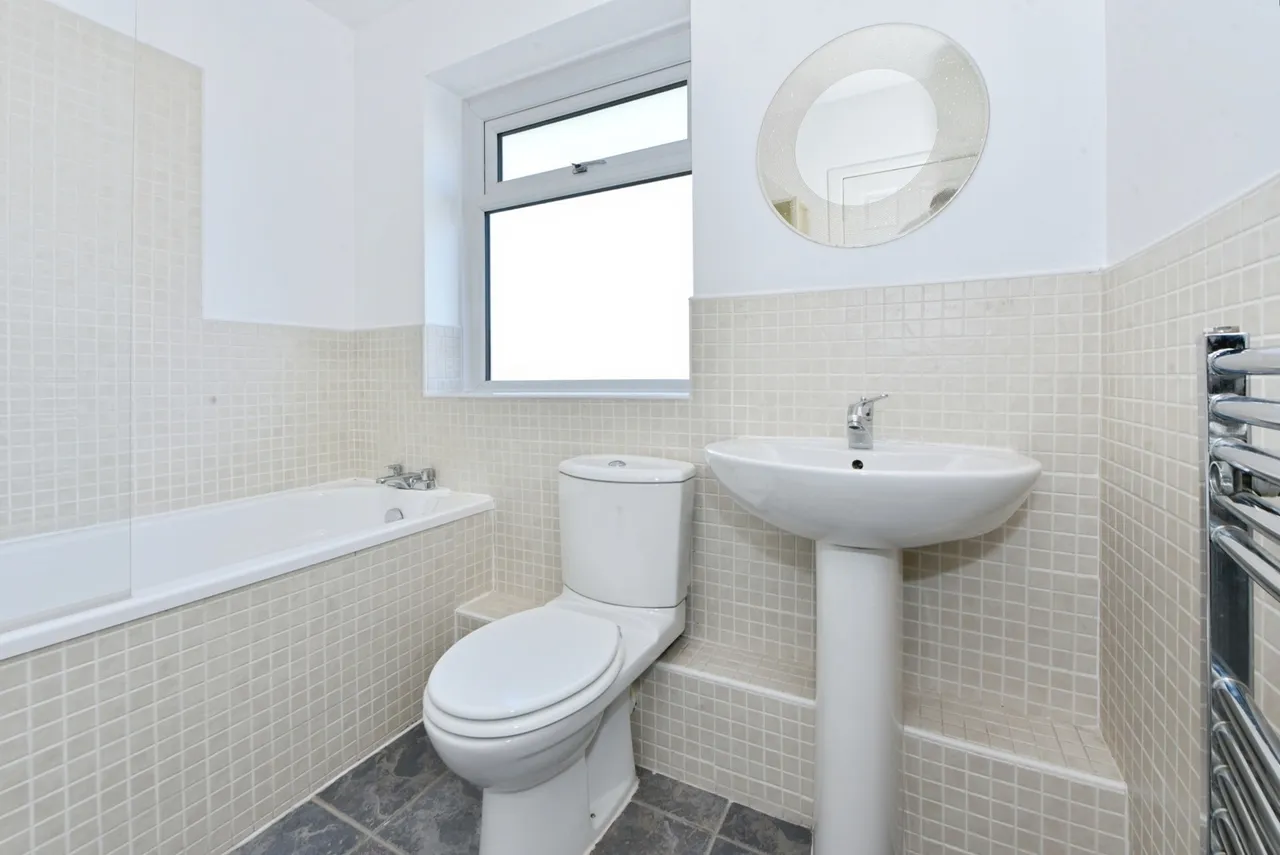 Firswood Drive, MANCHESTER, Lancashire, M27, photo 15