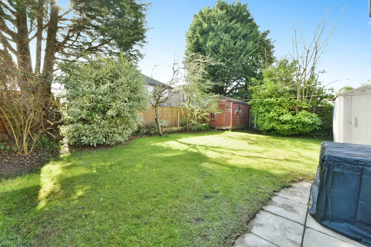 Firswood Drive, MANCHESTER, Lancashire, M27, photo 16