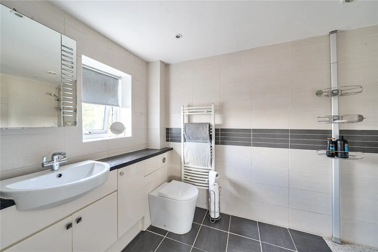 Bladon Hill, Kingsbury Episcopi, TA12, photo 11