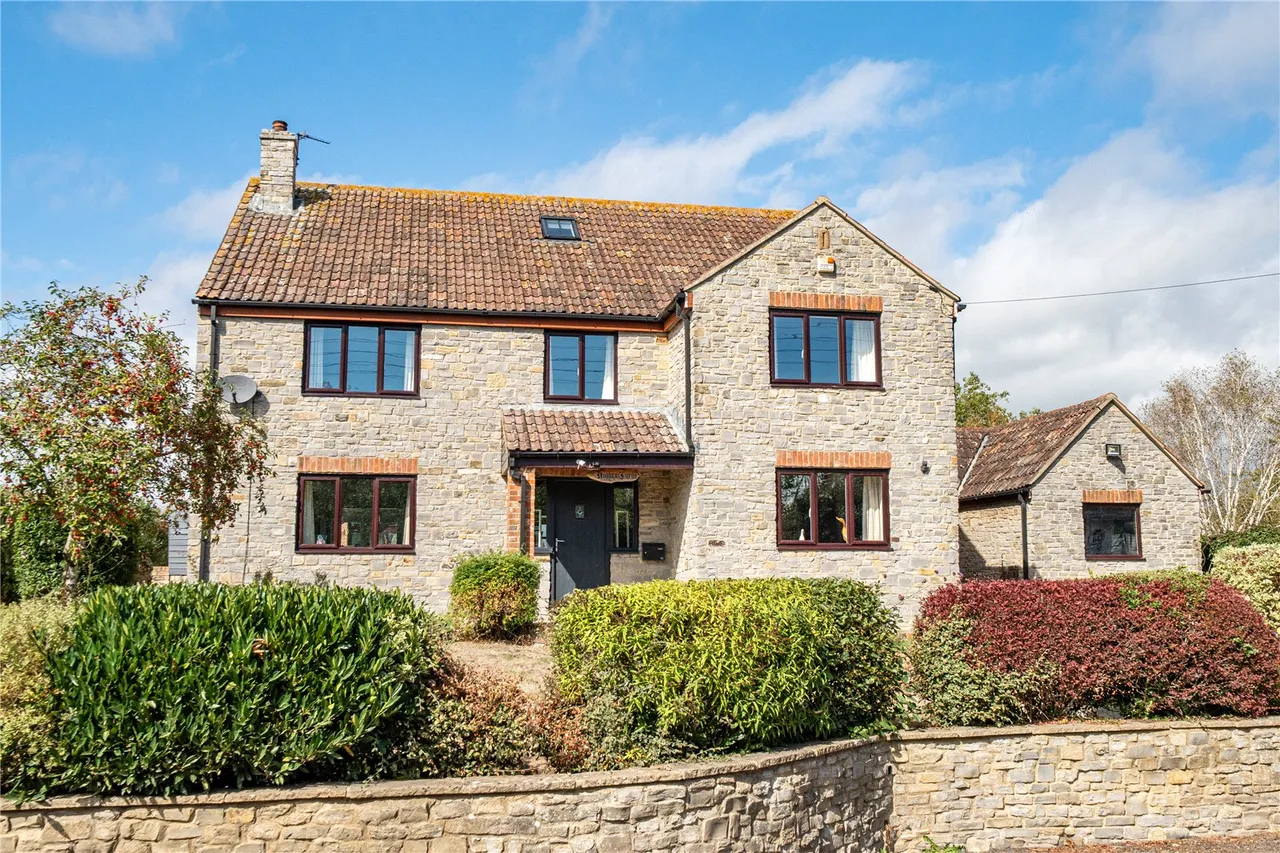 Bladon Hill, Kingsbury Episcopi, TA12, photo 30