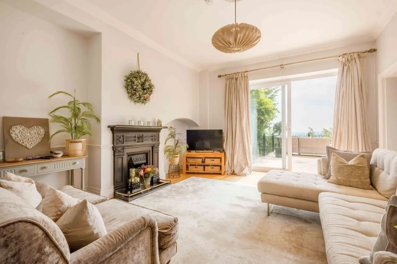 War Coppice Road, Caterham, Surrey, CR3 6EQ, photo 5