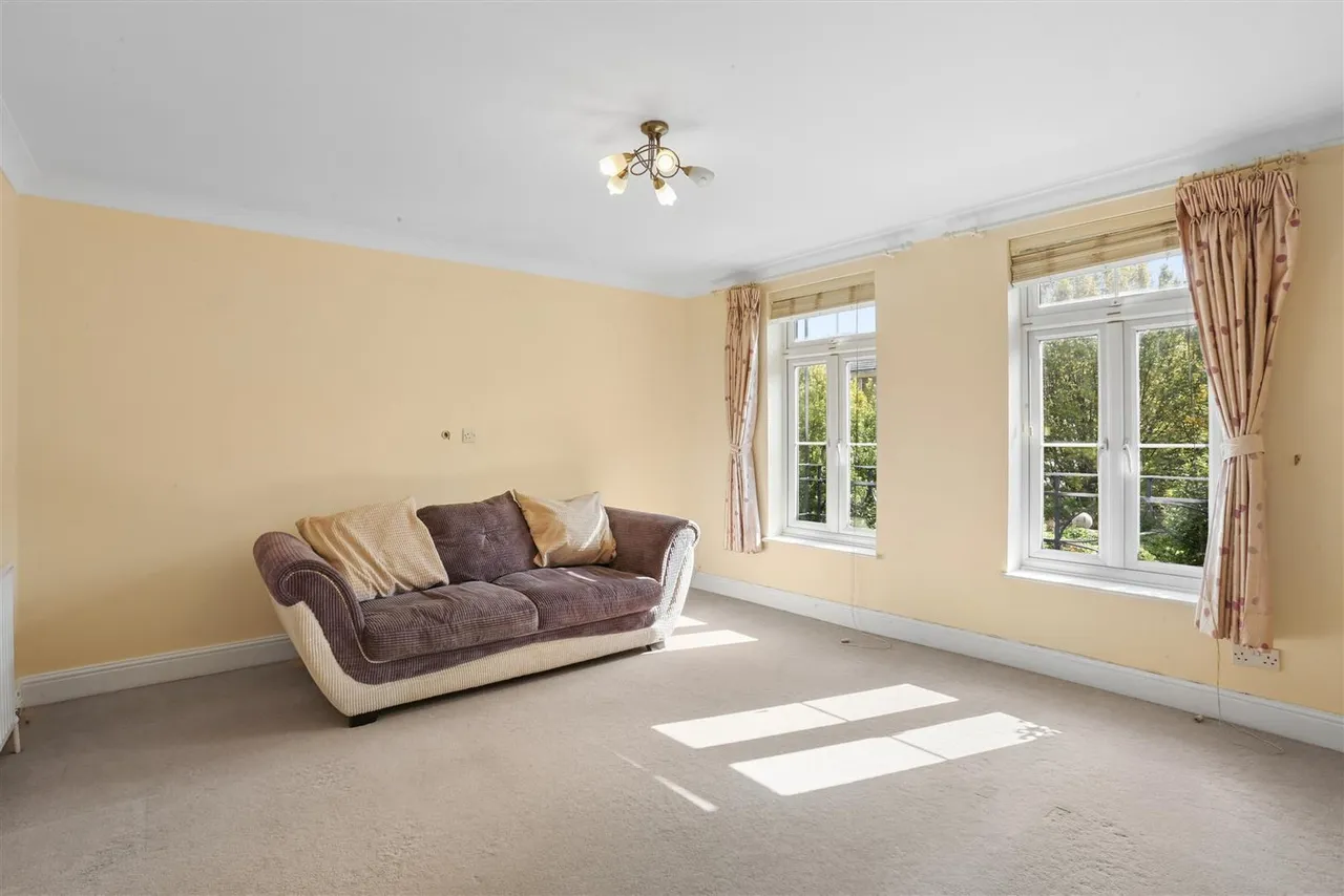 Kingswood Drive, Sutton, SM2, photo 7