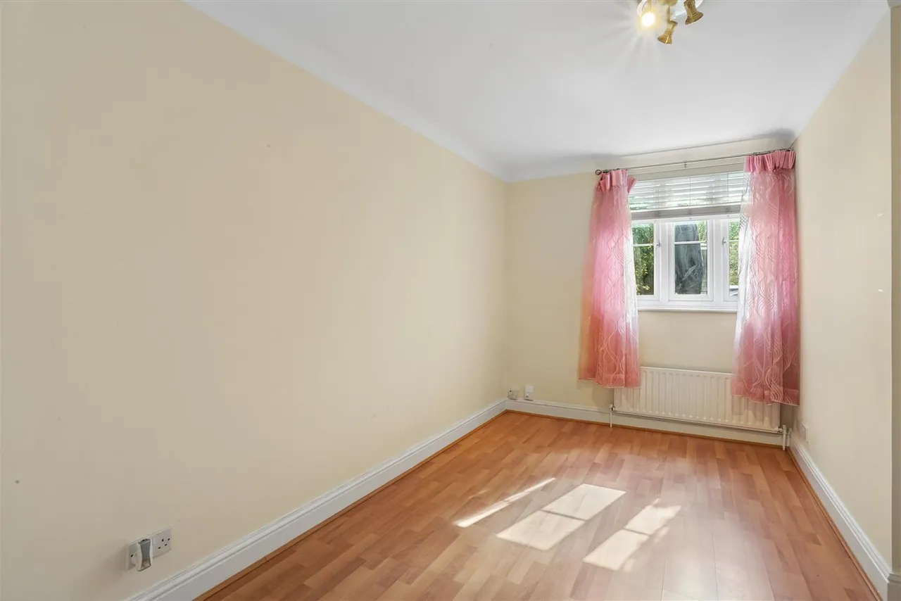 Kingswood Drive, Sutton, SM2, photo 10