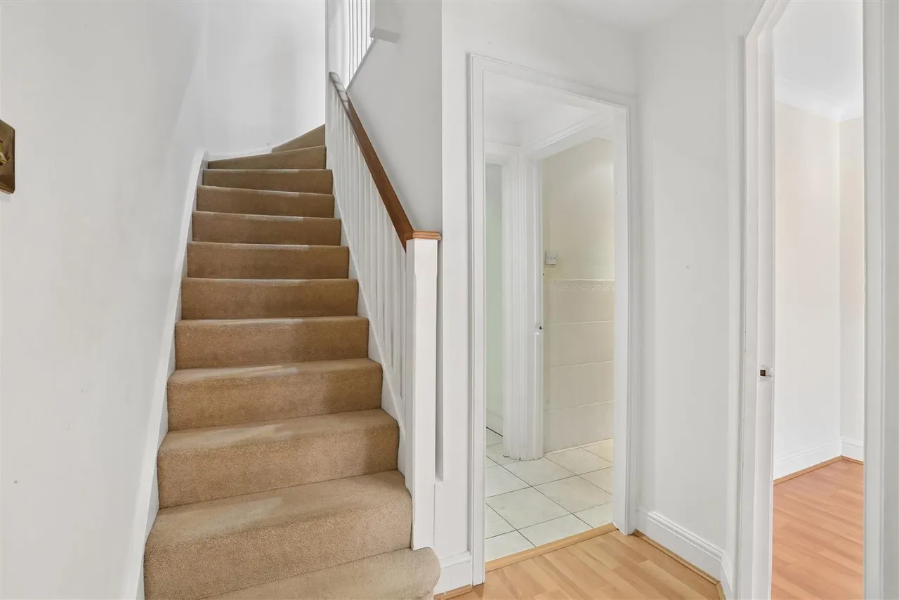 Kingswood Drive, Sutton, SM2, photo 8