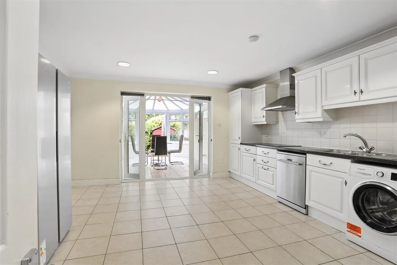 Kingswood Drive, Sutton, SM2, photo 13