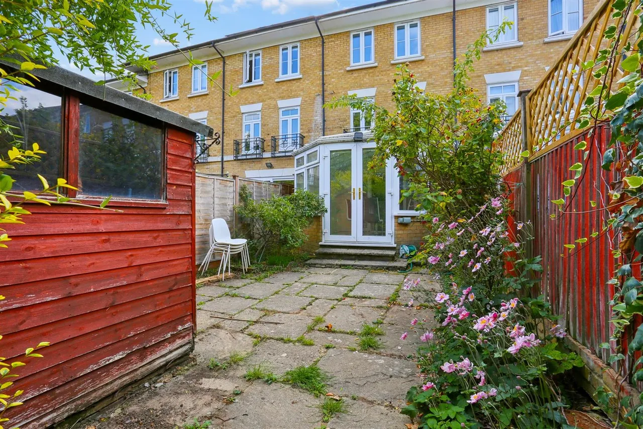 Kingswood Drive, Sutton, SM2, photo 15