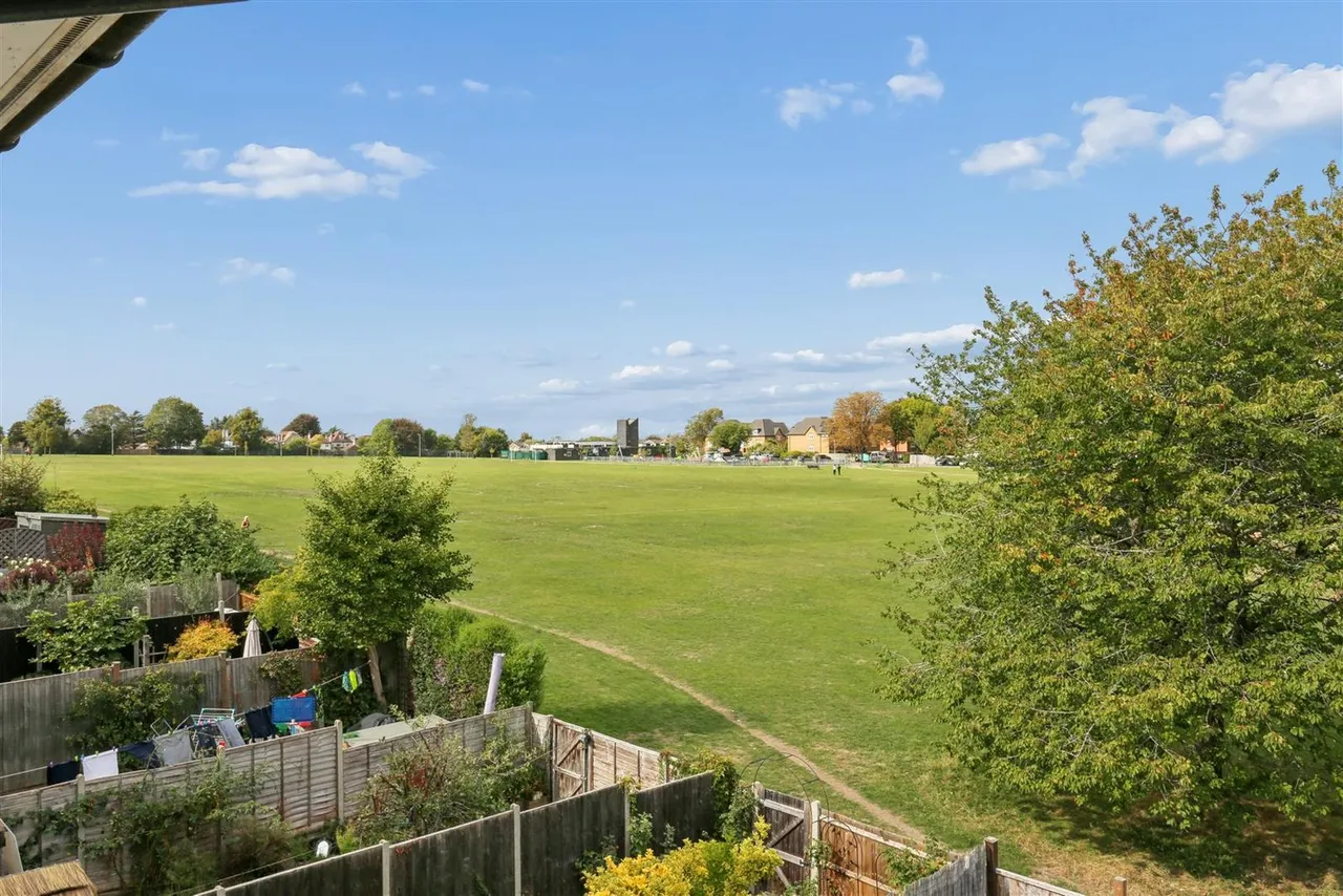 Kingswood Drive, Sutton, SM2, photo 5