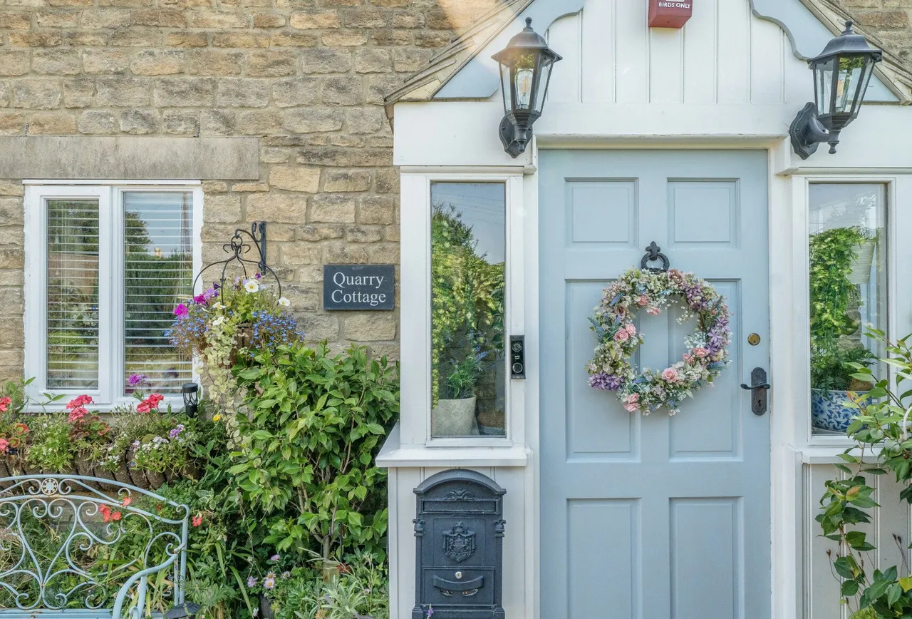Middle Hill, Gloucestershire, Chalford Hill, GL6 8BD, photo 20