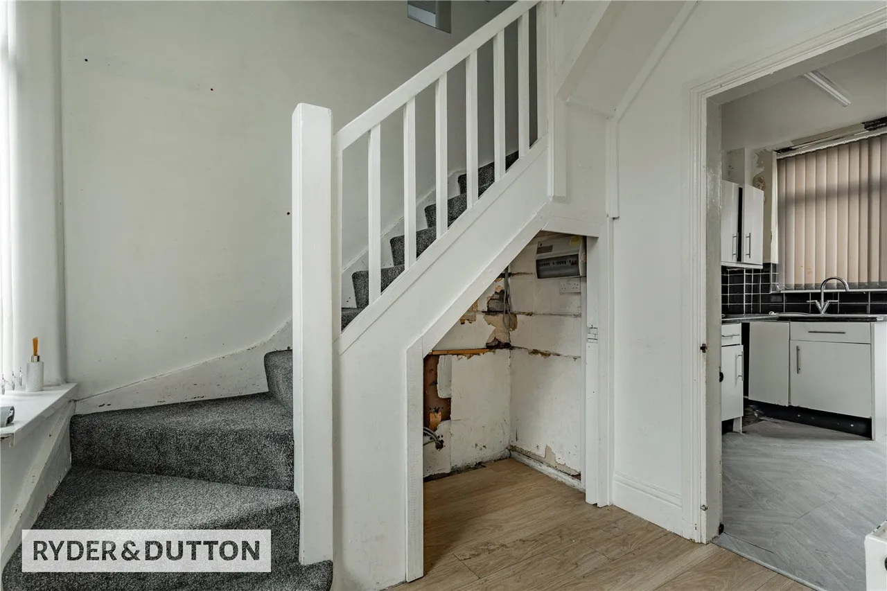 Rochdale Road, Middleton, M24, photo 6