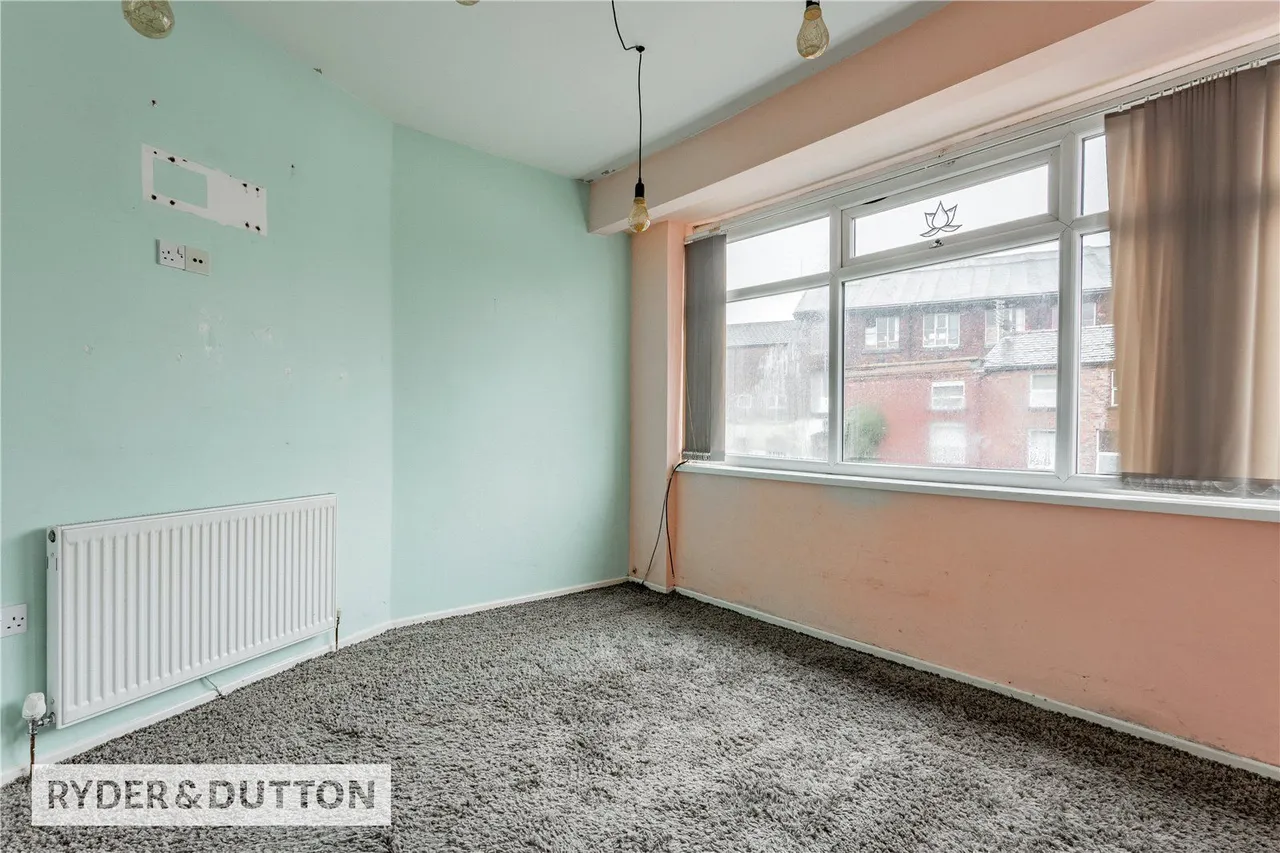 Rochdale Road, Middleton, M24, photo 13