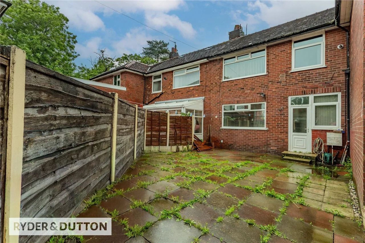 Rochdale Road, Middleton, M24, photo 17